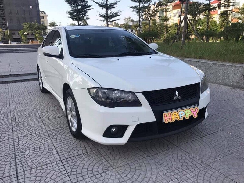 THAY Kính chắn gió xe Mitsubishi Lancer Fortis